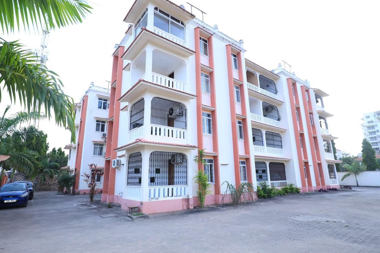 Harri Apartments
